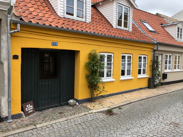 Facaderenovering af byhus