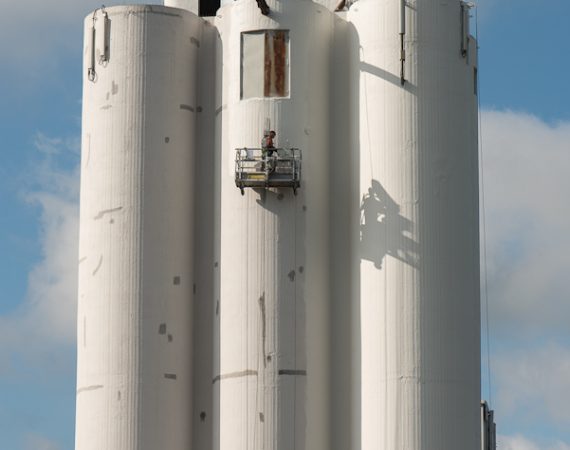 Maling af silo med lift